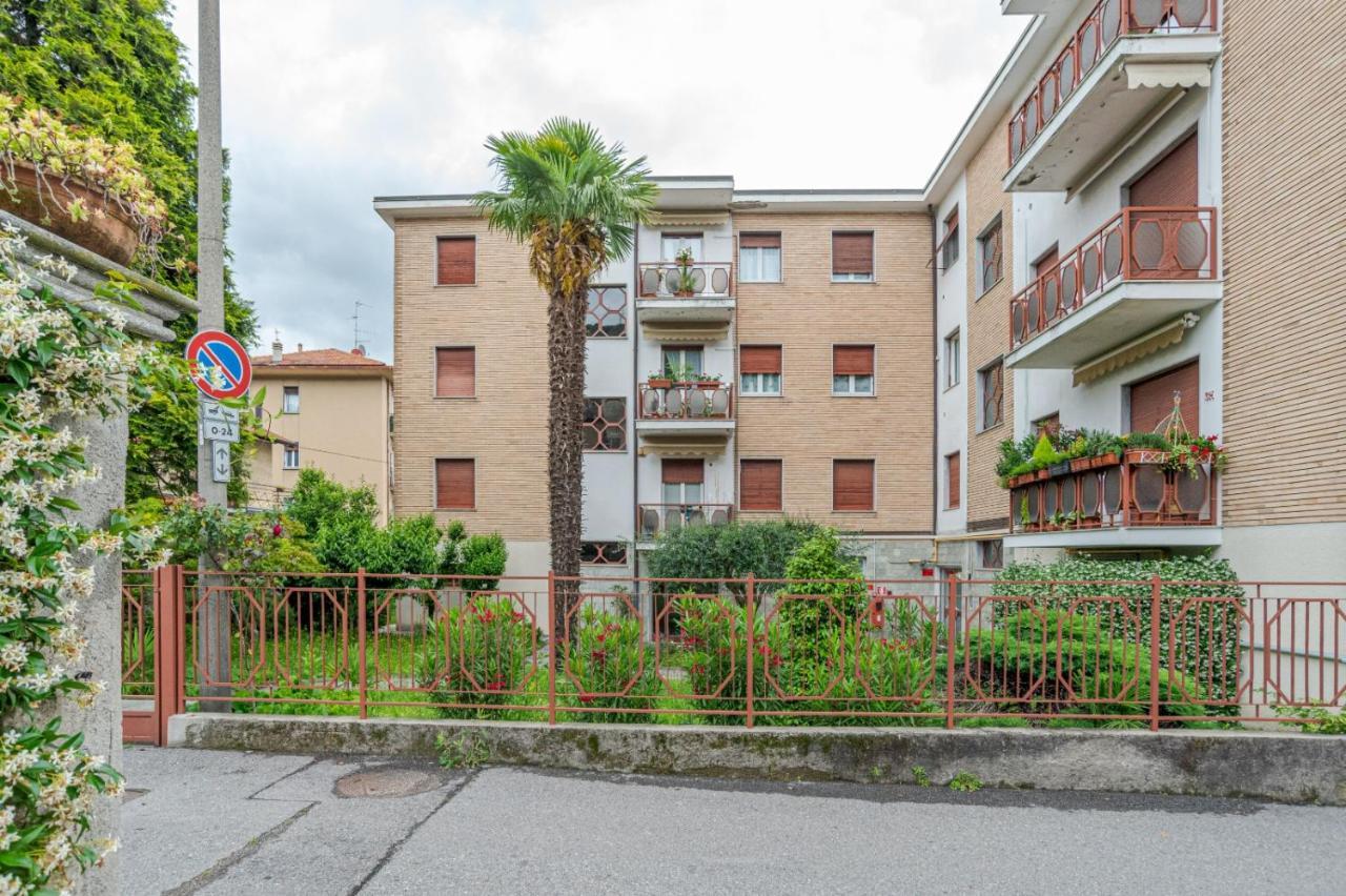 Lovely & Quiet Apartment - With Balcony & Parking Como Exteriér fotografie