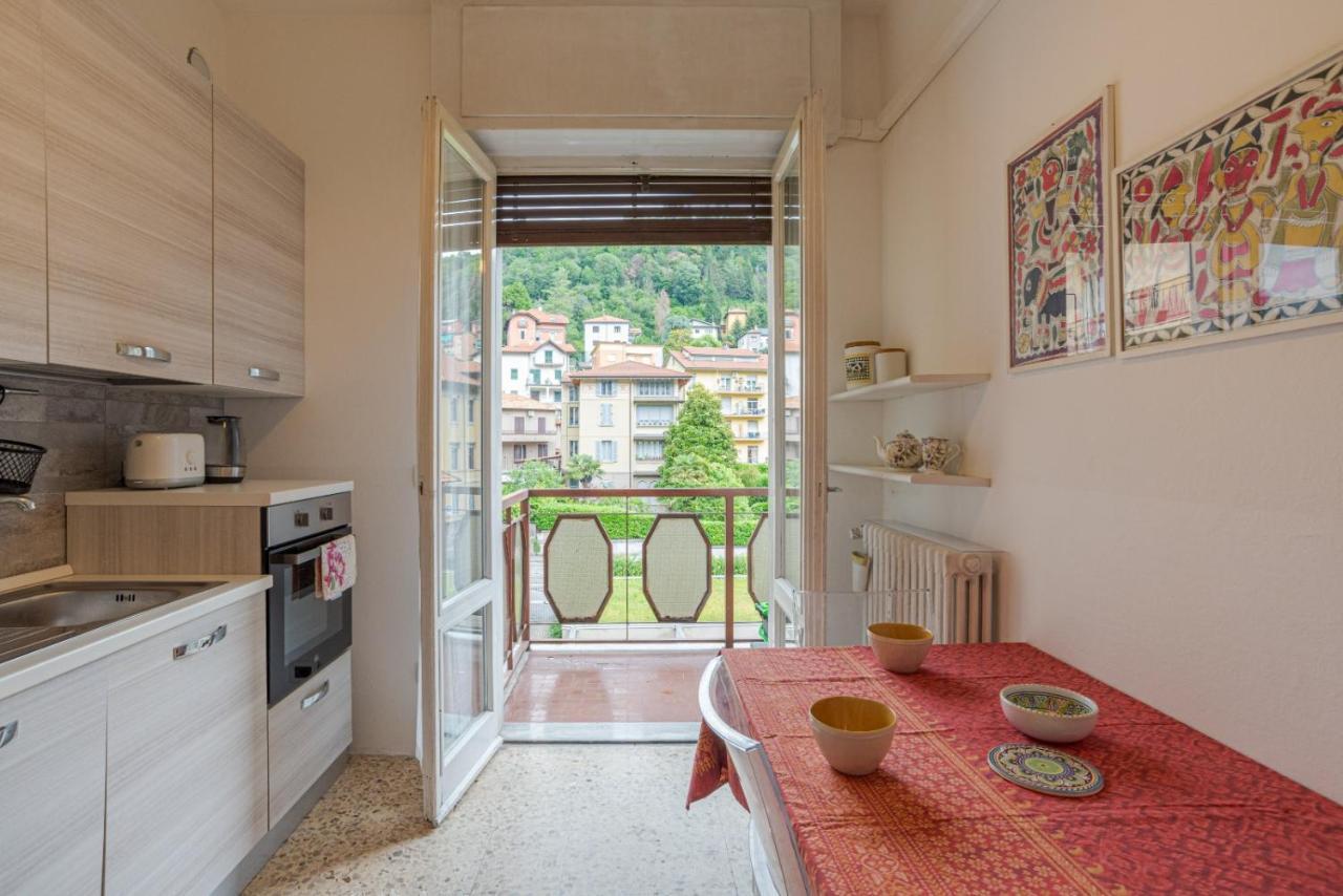 Lovely & Quiet Apartment - With Balcony & Parking Como Exteriér fotografie